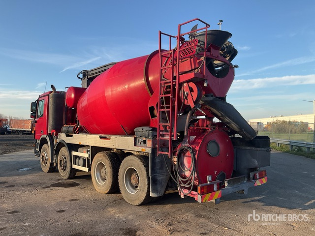 2010 Mercedes-Benz Actros 3341 8x4 Twin-Steer Mixer Truck - Mikser pumpa: slika 4 2010 Mercedes-Benz Actros 3341 8x4 Twin-Steer Mixer Truck - Mikser pumpa: slika 4