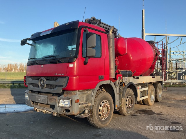 2010 Mercedes-Benz Actros 3341 8x4 Twin-Steer Mixer Truck - Mikser pumpa: slika 2 2010 Mercedes-Benz Actros 3341 8x4 Twin-Steer Mixer Truck - Mikser pumpa: slika 2