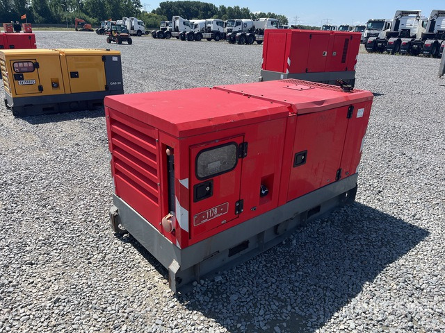 2012 Atlas Copco QAS40 40 kVA Skid-Mounted Generator Set - Set generatora: slika 1 2012 Atlas Copco QAS40 40 kVA Skid-Mounted Generator Set - Set generatora: slika 1