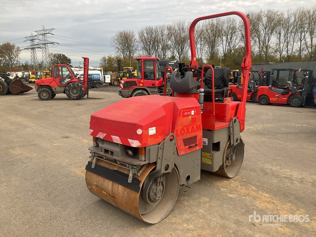 2013 Cat CB22 Double Drum Roller - Valjak za puteve: slika 2 2013 Cat CB22 Double Drum Roller - Valjak za puteve: slika 2