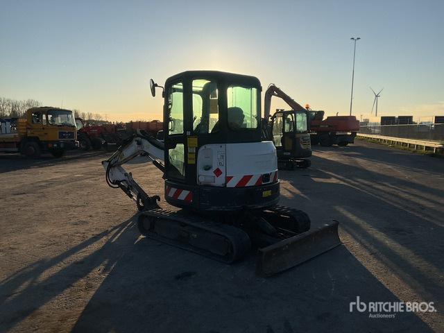2014 Bobcat E35 (Inoperable) Mini Excavator: <6.6t - Mini bager: slika 3 2014 Bobcat E35 (Inoperable) Mini Excavator: <6.6t - Mini bager: slika 3