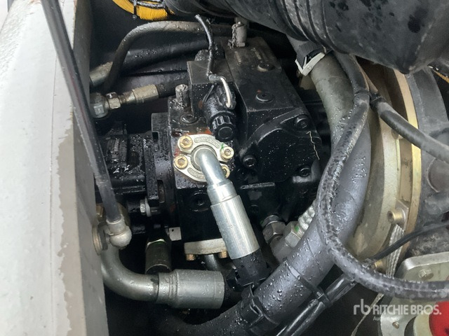 2014 Liebherr L506C Wheel Loader - Utovarivač točkaš: slika 4 2014 Liebherr L506C Wheel Loader - Utovarivač točkaš: slika 4