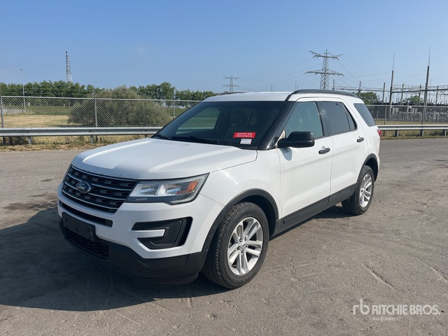 2015 Ford Explorer 4WD SUV - SUVSUV: slika 3 2015 Ford Explorer 4WD SUV - SUVSUV: slika 3