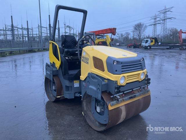 2016 Wacker Neuson RD27-120 Double Drum Roller - Valjak za puteve: slika 4 2016 Wacker Neuson RD27-120 Double Drum Roller - Valjak za puteve: slika 4