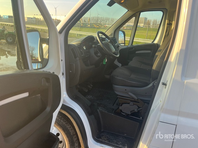 2022 Opel Movano Passenger Van - Minibus, Putnički kombi: slika 5 2022 Opel Movano Passenger Van - Minibus, Putnički kombi: slika 5