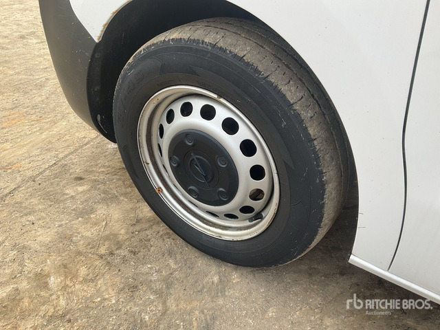 2023 Opel Vivaro Passenger Van - Minibus, Putnički kombi: slika 5 2023 Opel Vivaro Passenger Van - Minibus, Putnički kombi: slika 5