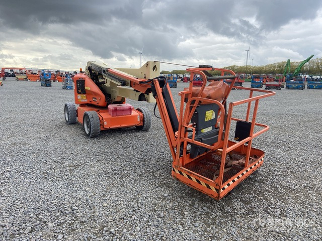 JLG M450AJ Telescopic Boom Lift - Zglobna platforma: slika 3 JLG M450AJ Telescopic Boom Lift - Zglobna platforma: slika 3