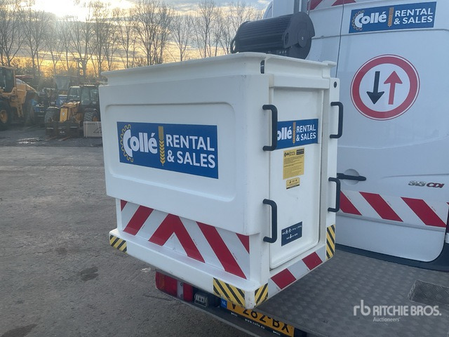 Mercedes-Benz Material Handling Arm - Vazdušna platforma montirana na kamion: slika 4 Mercedes-Benz Material Handling Arm - Vazdušna platforma montirana na kamion: slika 4