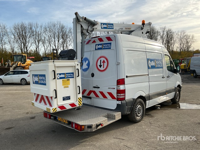 Mercedes-Benz Material Handling Arm - Vazdušna platforma montirana na kamion: slika 3 Mercedes-Benz Material Handling Arm - Vazdušna platforma montirana na kamion: slika 3