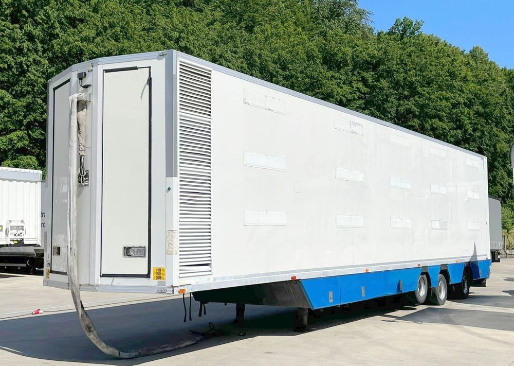 Pezzaioli HMK Industri // Do przewozu zwierząt // 2004 Rok // 3 Pokłady // Waga // Osi skrętne // Oznonacja // - Poluprikolica za prevoz stoke: slika 1 Pezzaioli HMK Industri // Do przewozu zwierząt // 2004 Rok // 3 Pokłady // Waga // Osi skrętne // Oznonacja // - Poluprikolica za prevoz stoke: slika 1
