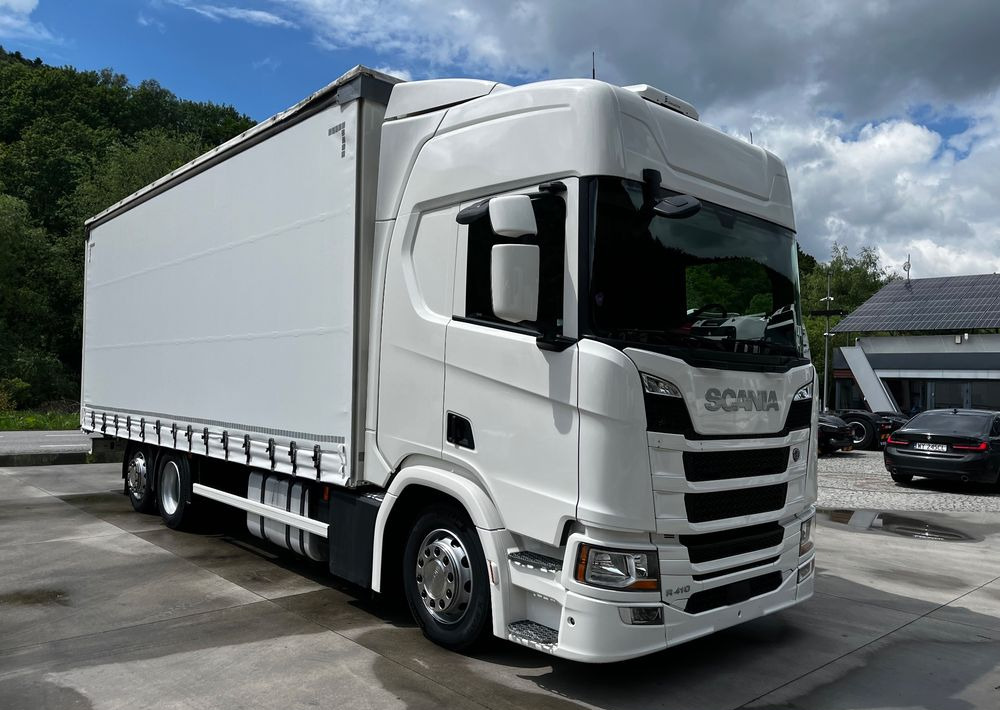 Scania R410 // 2018 Rok 6x2 // Retarder // Automat // Led // Navi // 77 // - Kamion sa ceradom: slika 3 Scania R410 // 2018 Rok 6x2 // Retarder // Automat // Led // Navi // 77 // - Kamion sa ceradom: slika 3
