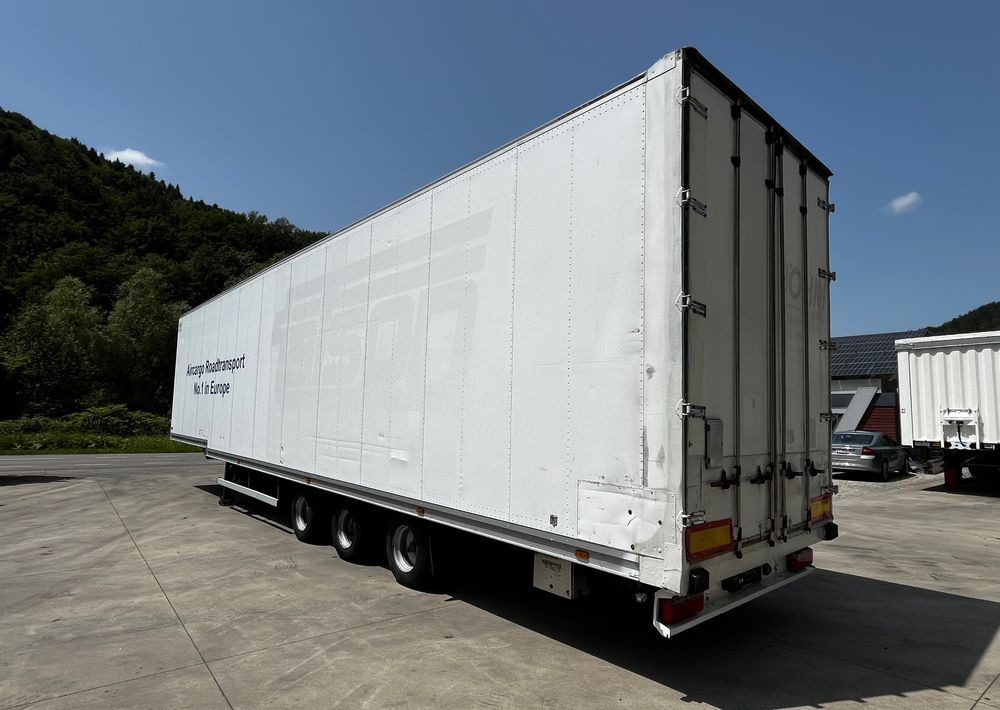 Talson Chłodnia Air Cargo // Carrier Maxima // 2006 Rok // Rolki // Przesyłki lotnicze // - Poluprikolica hladnjače: slika 4 Talson Chłodnia Air Cargo // Carrier Maxima // 2006 Rok // Rolki // Przesyłki lotnicze // - Poluprikolica hladnjače: slika 4