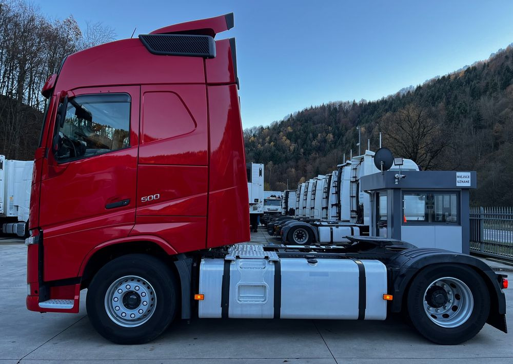 Volvo FH // Standard // 2018 // Duże zbiorniki // Klima postojowa // Radary // Idealny ! - Tegljač: slika 5 Volvo FH // Standard // 2018 // Duże zbiorniki // Klima postojowa // Radary // Idealny ! - Tegljač: slika 5