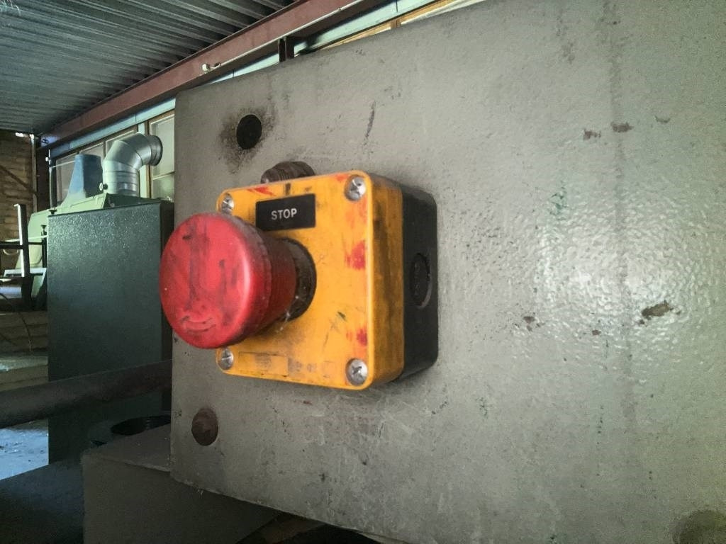 Annet SCM M3 Automatic multiblade rip saw - Mašina za obradu drveta: slika 4 Annet SCM M3 Automatic multiblade rip saw - Mašina za obradu drveta: slika 4