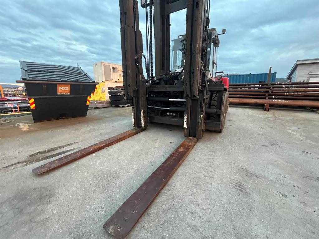 Kalmar DCE 120-12 - Dizel viljuškar: slika 2 Kalmar DCE 120-12 - Dizel viljuškar: slika 2