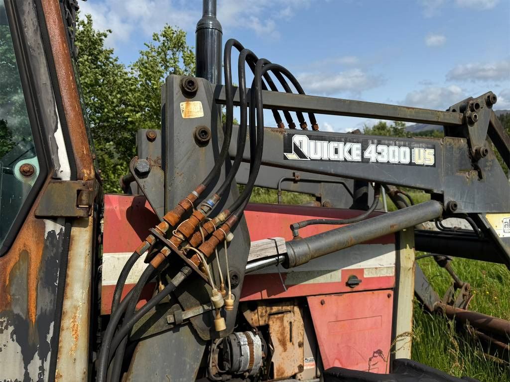 Traktor Massey Ferguson 675: slika 7