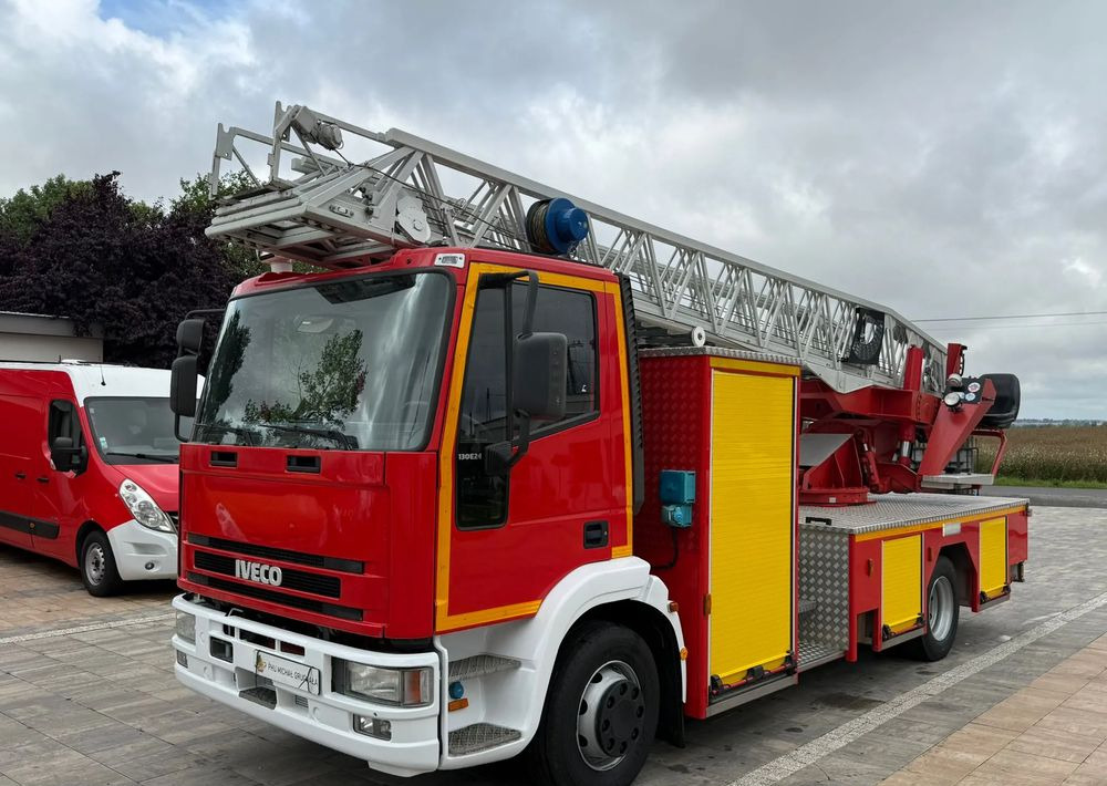 Iveco Eurocargo 130E24 - Vatrogasni kamion: slika 3 Iveco Eurocargo 130E24 - Vatrogasni kamion: slika 3