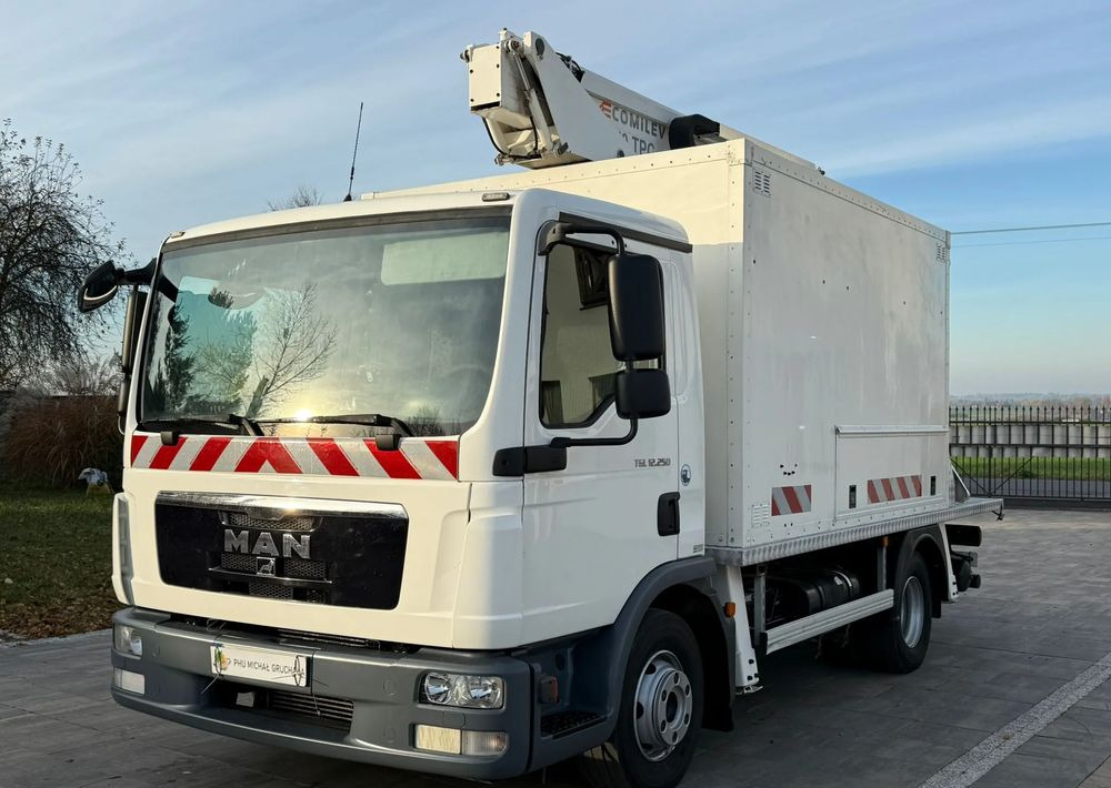 MAN TGL 12.250 - Vazdušna platforma montirana na kamion: slika 1 MAN TGL 12.250 - Vazdušna platforma montirana na kamion: slika 1