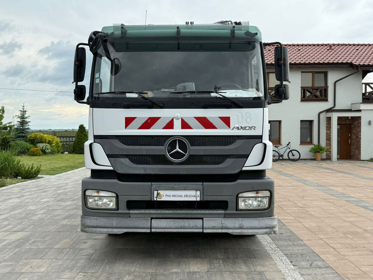Mercedes-Benz Axor 1829 Faun VR3 TR2 - Kamion za smeće: slika 2 Mercedes-Benz Axor 1829 Faun VR3 TR2 - Kamion za smeće: slika 2