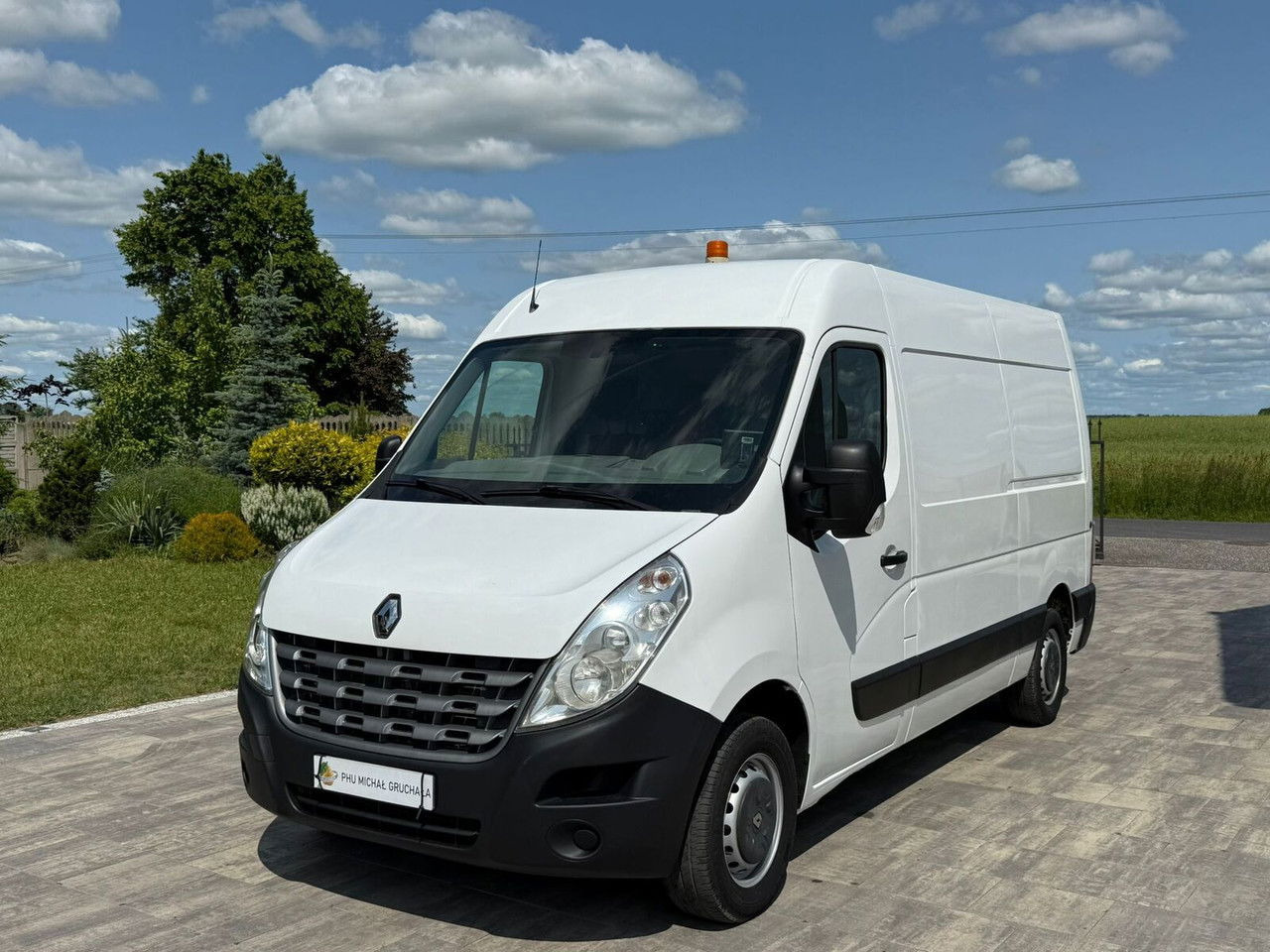 Renault Master 2.3 Blaszak Klimatyzacja Hak Kamera cofania - Furgon: slika 3 Renault Master 2.3 Blaszak Klimatyzacja Hak Kamera cofania - Furgon: slika 3
