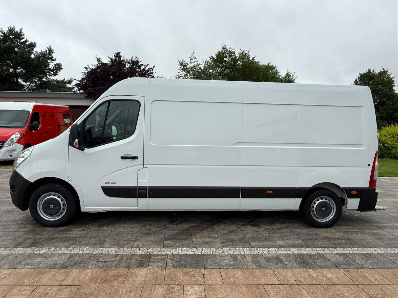 Renault Master 2.3 Blaszak L3H2 Hak 2.5 Kamera cofania - Furgon: slika 5 Renault Master 2.3 Blaszak L3H2 Hak 2.5 Kamera cofania - Furgon: slika 5