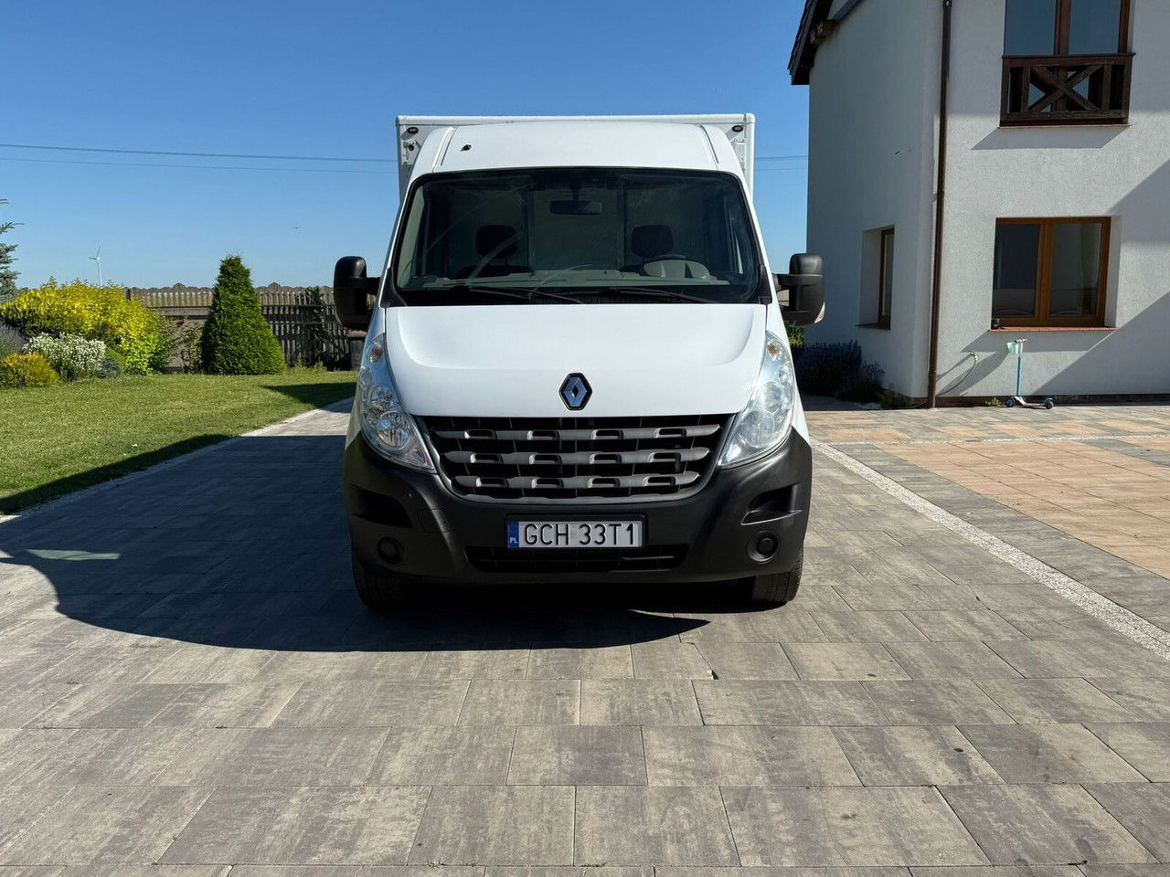 Renault Master Kontener niskopodłogowy Rampa najazdowa Sprowadzony Zarej - Dostavno vozilo sa zatvorenim sandukom: slika 2 Renault Master Kontener niskopodłogowy Rampa najazdowa Sprowadzony Zarej - Dostavno vozilo sa zatvorenim sandukom: slika 2
