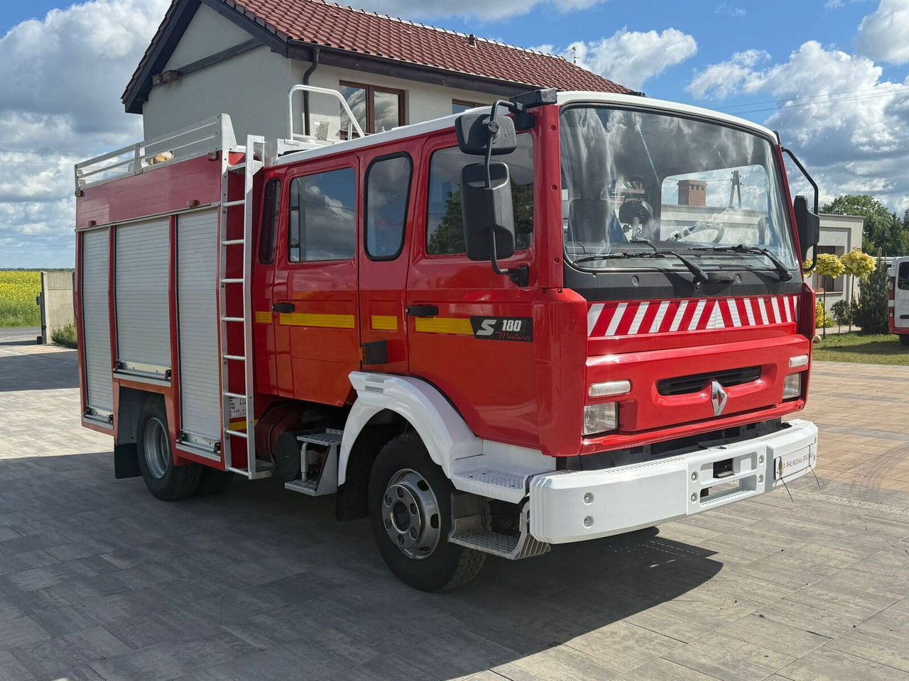 Renault Midliner 180 S180 - Vatrogasni kamion: slika 1 Renault Midliner 180 S180 - Vatrogasni kamion: slika 1