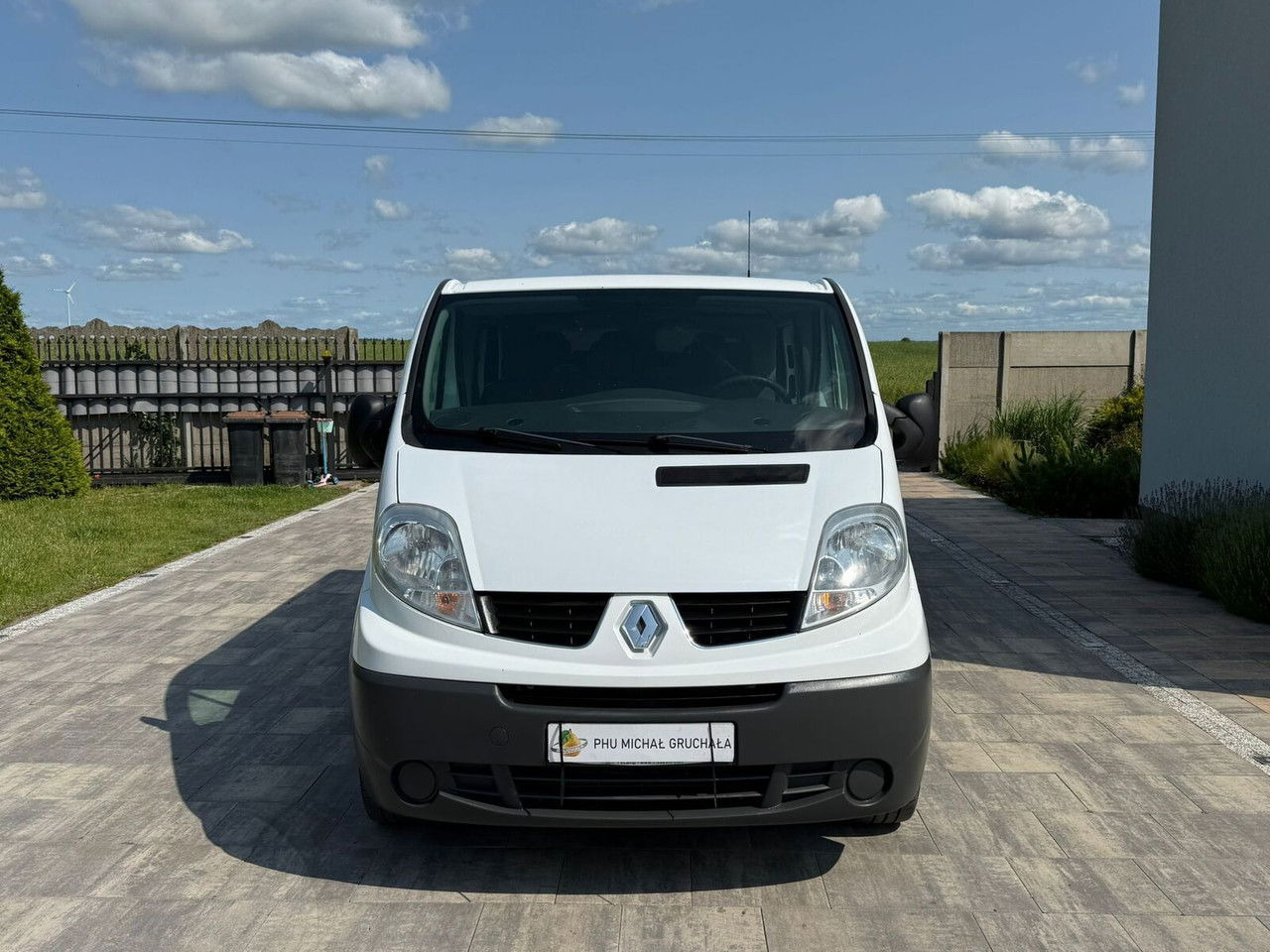 Renault Trafic 2.0 Doka 6 osobowy Klimatyzacja Hak - Mali kombi: slika 2 Renault Trafic 2.0 Doka 6 osobowy Klimatyzacja Hak - Mali kombi: slika 2