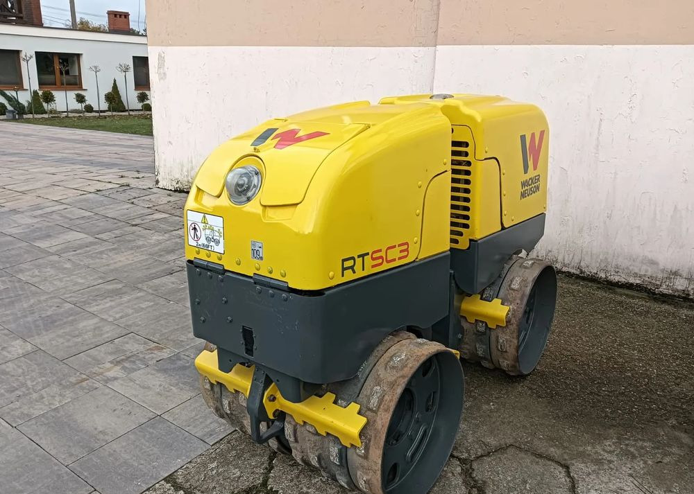 Wacker Neuson RTSC3 - Mini valjak: slika 1 Wacker Neuson RTSC3 - Mini valjak: slika 1