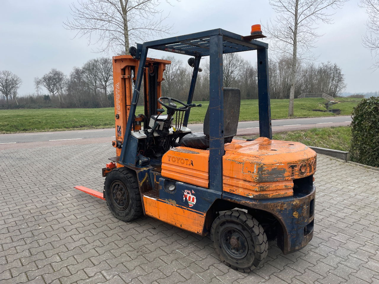 Toyota 2.5ton diesel triplo heftruck forklift - Viljuškar: slika 2 Toyota 2.5ton diesel triplo heftruck forklift - Viljuškar: slika 2