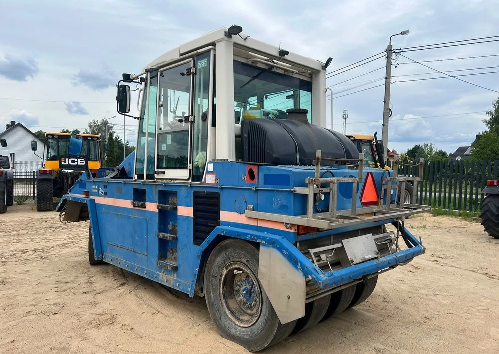 Ammann AP240 - Pneumatski valjak: slika 4 Ammann AP240 - Pneumatski valjak: slika 4