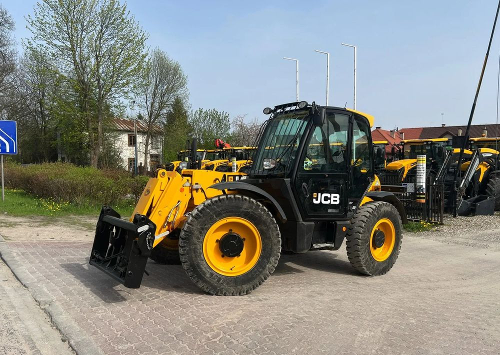 JCB 531-70 - Teleskopski upravljač: slika 1 JCB 531-70 - Teleskopski upravljač: slika 1