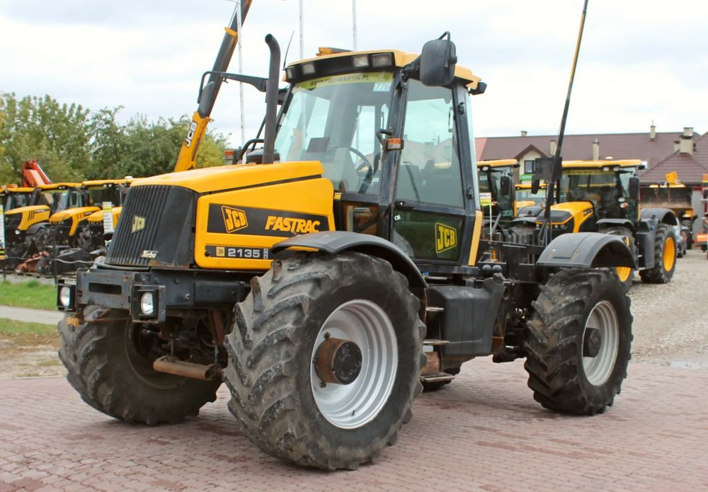 JCB Fastrac 2135 - Traktor: slika 1 JCB Fastrac 2135 - Traktor: slika 1