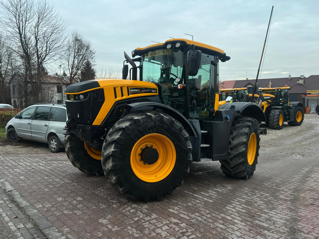 JCB Fastrac 4220 - Traktor: slika 1 JCB Fastrac 4220 - Traktor: slika 1
