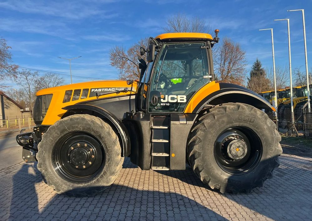 JCB Fastrac 8310 - Traktor: slika 2 JCB Fastrac 8310 - Traktor: slika 2