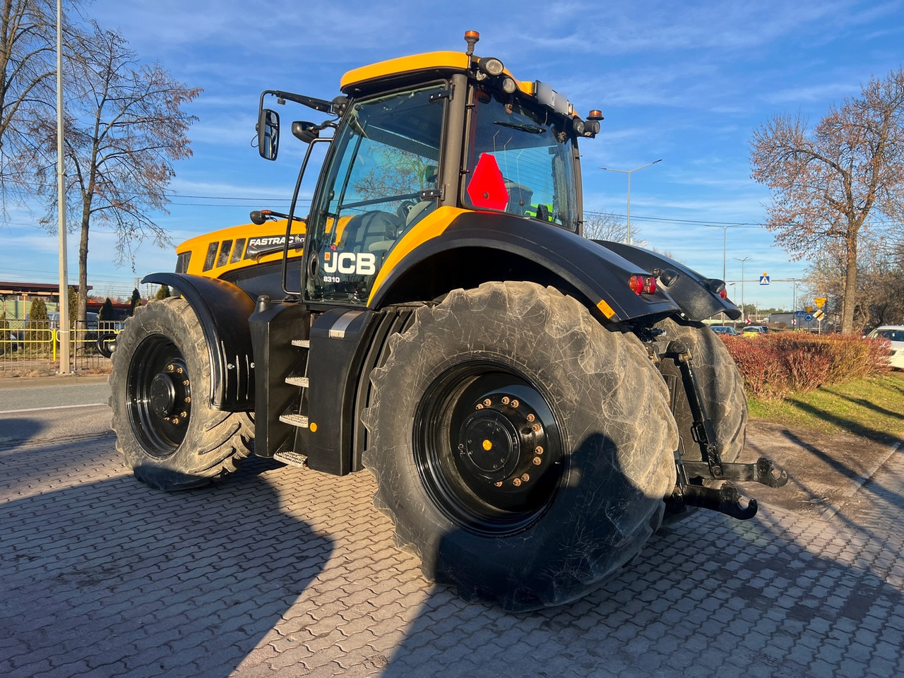 JCB Fastrac 8310 - Traktor: slika 3 JCB Fastrac 8310 - Traktor: slika 3