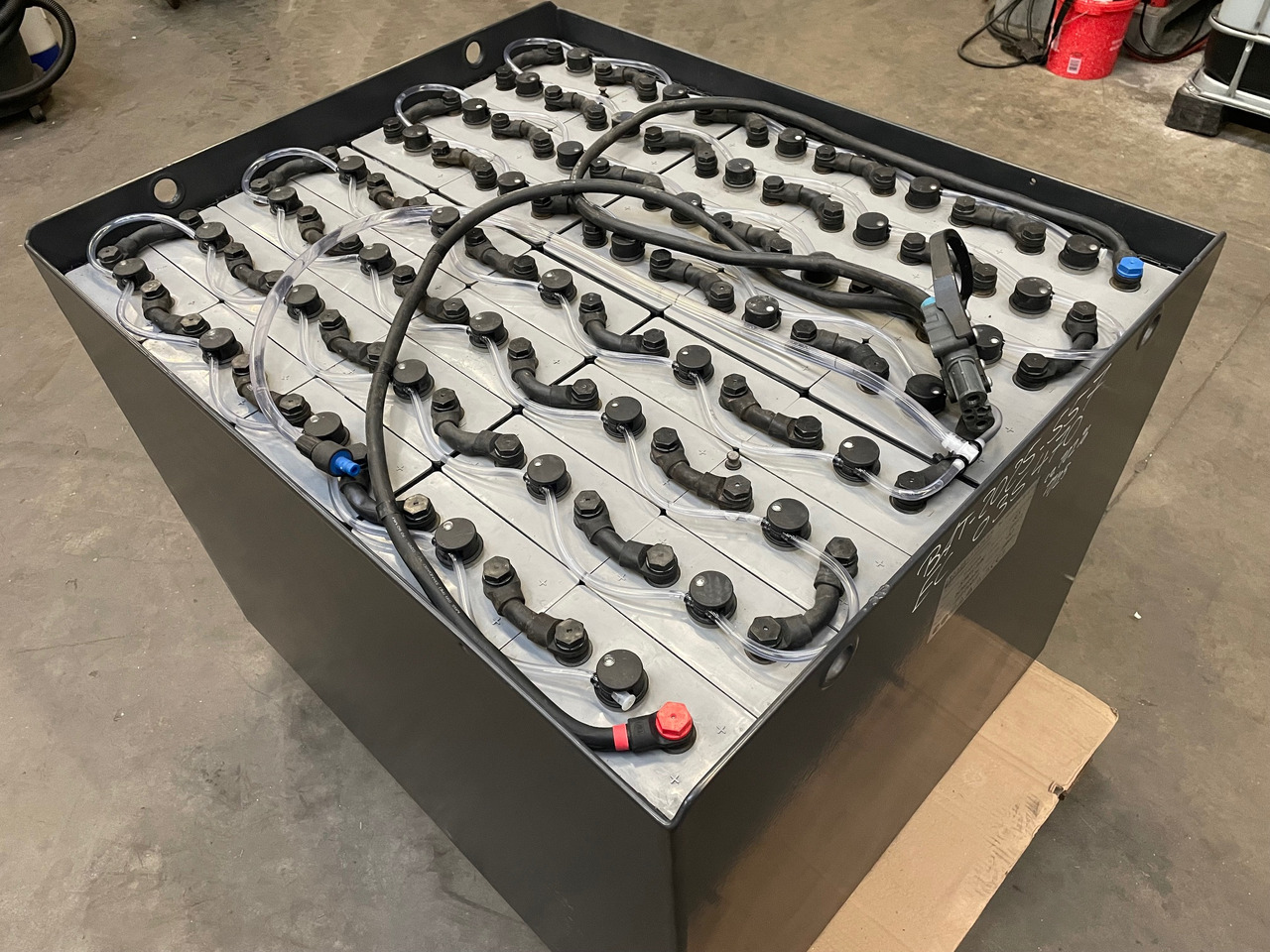 80 Volt I 5 PZS 775 - Baterija za Viljuškar: slika 1 80 Volt I 5 PZS 775 - Baterija za Viljuškar: slika 1