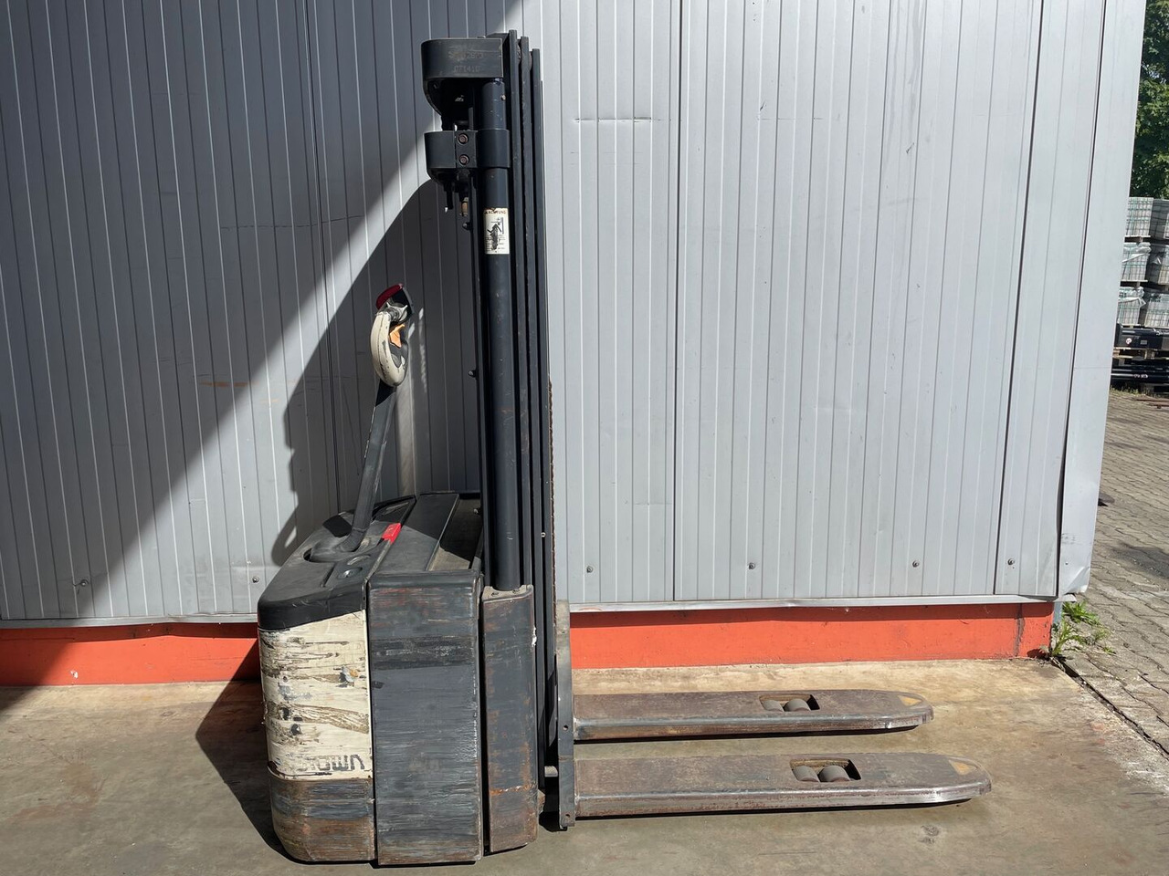 Crown WE2300 1.6 TT - Slagač: slika 2 Crown WE2300 1.6 TT - Slagač: slika 2