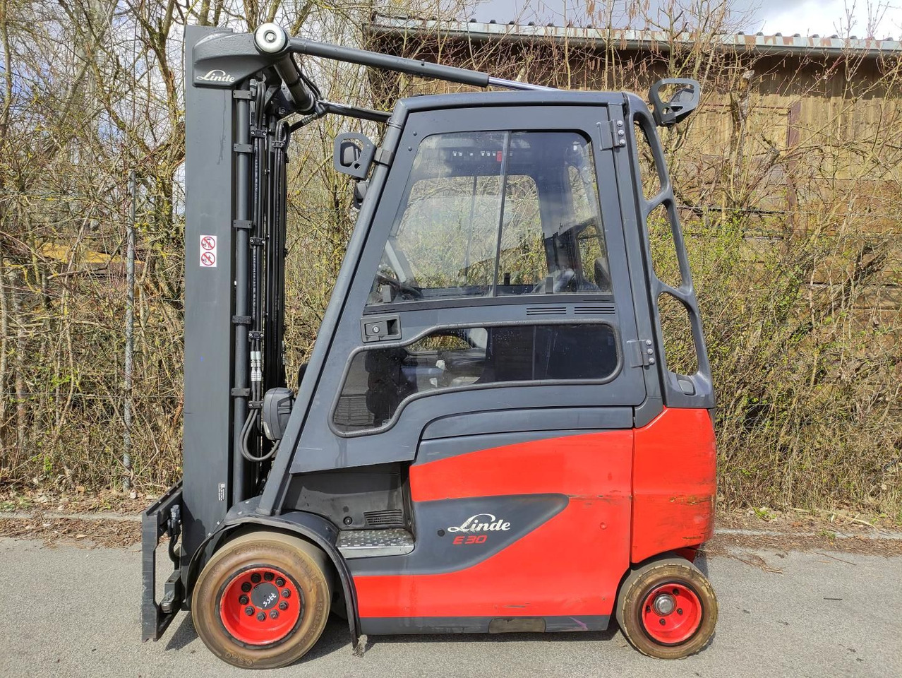 Linde E30H-01/600-387 - Električni viljuškar: slika 1 Linde E30H-01/600-387 - Električni viljuškar: slika 1