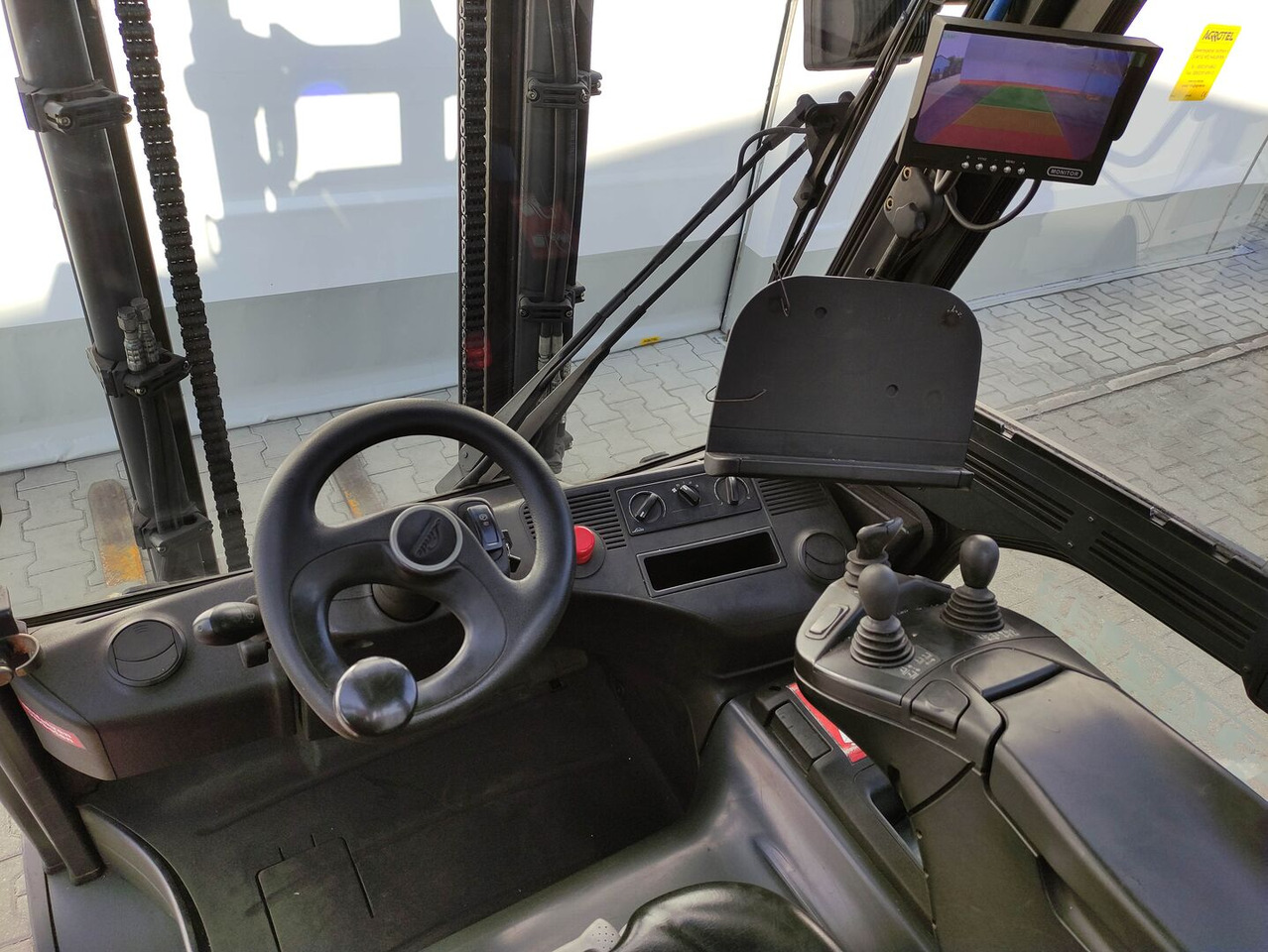Linde E30H-01-600-387 - Električni viljuškar: slika 5 Linde E30H-01-600-387 - Električni viljuškar: slika 5