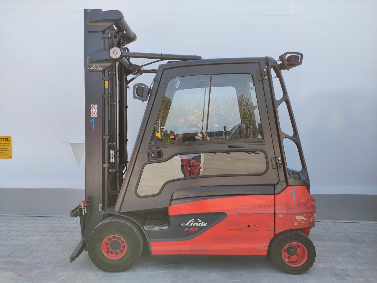 Linde E30L-01-387 - Električni viljuškar: slika 1 Linde E30L-01-387 - Električni viljuškar: slika 1