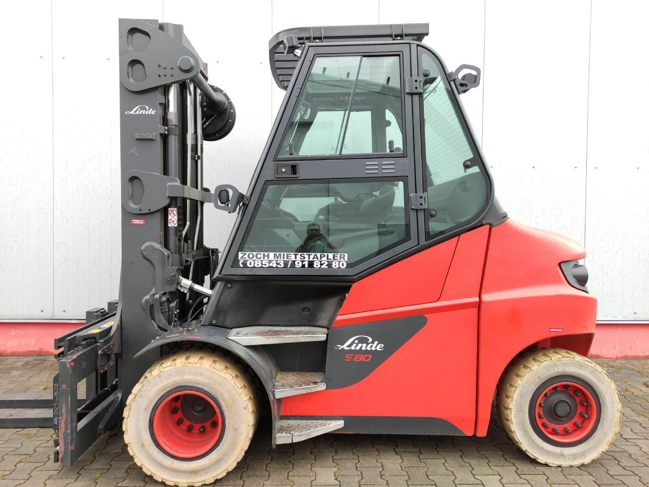 Linde E80-01-127 - Električni viljuškar: slika 1 Linde E80-01-127 - Električni viljuškar: slika 1