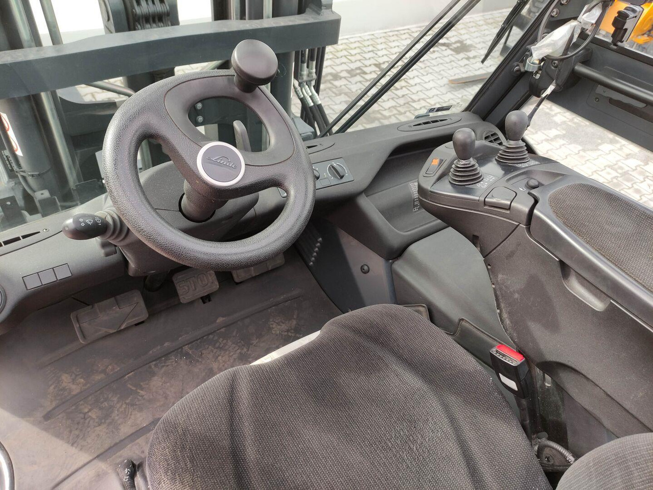 Linde E80-01/900 - Električni viljuškar: slika 5 Linde E80-01/900 - Električni viljuškar: slika 5
