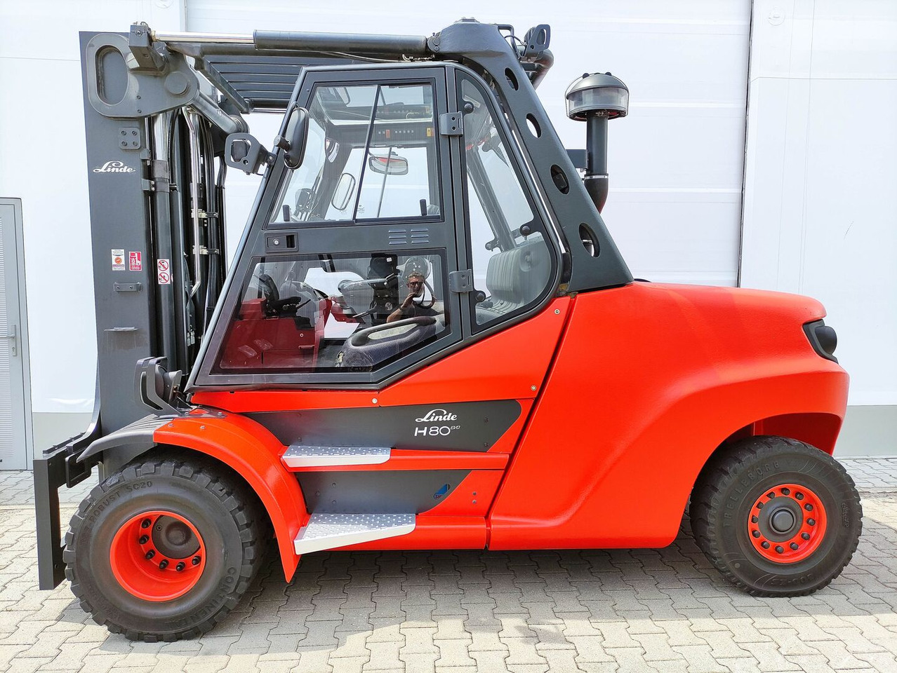 Linde H80D-03/1100-396 EVO (LACK, UVV & KDD NEU) - Dizel viljuškar: slika 1 Linde H80D-03/1100-396 EVO (LACK, UVV & KDD NEU) - Dizel viljuškar: slika 1