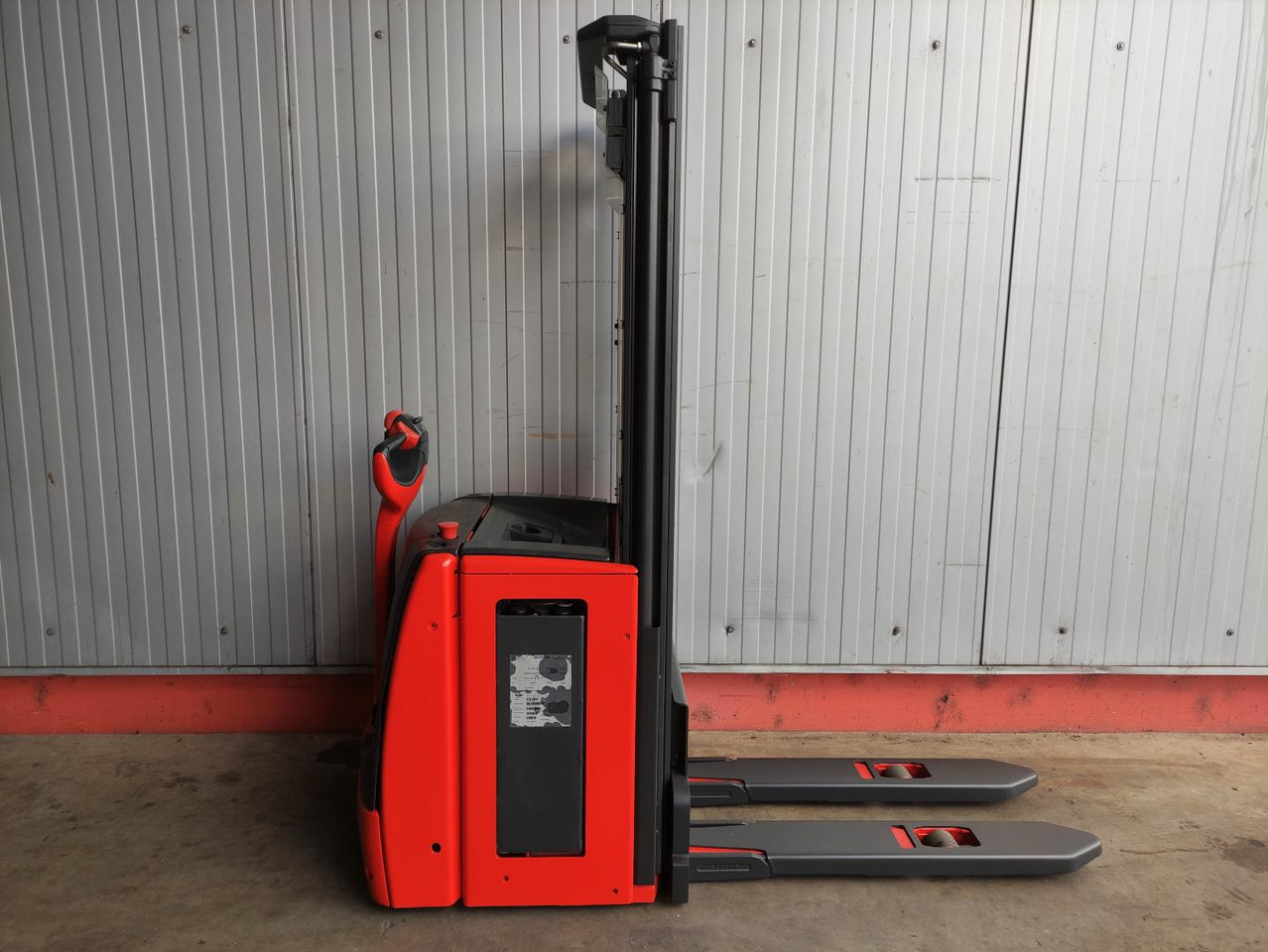 Linde L14-1173 (LACK NEU) - Slagač: slika 2 Linde L14-1173 (LACK NEU) - Slagač: slika 2