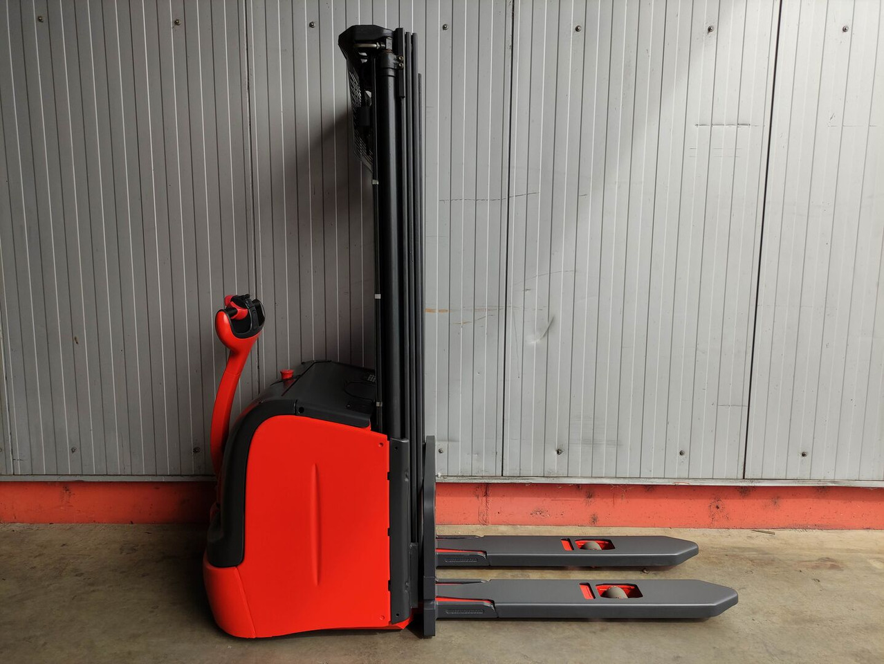 Linde L16-372 (LACK NEU) - Slagač: slika 2 Linde L16-372 (LACK NEU) - Slagač: slika 2