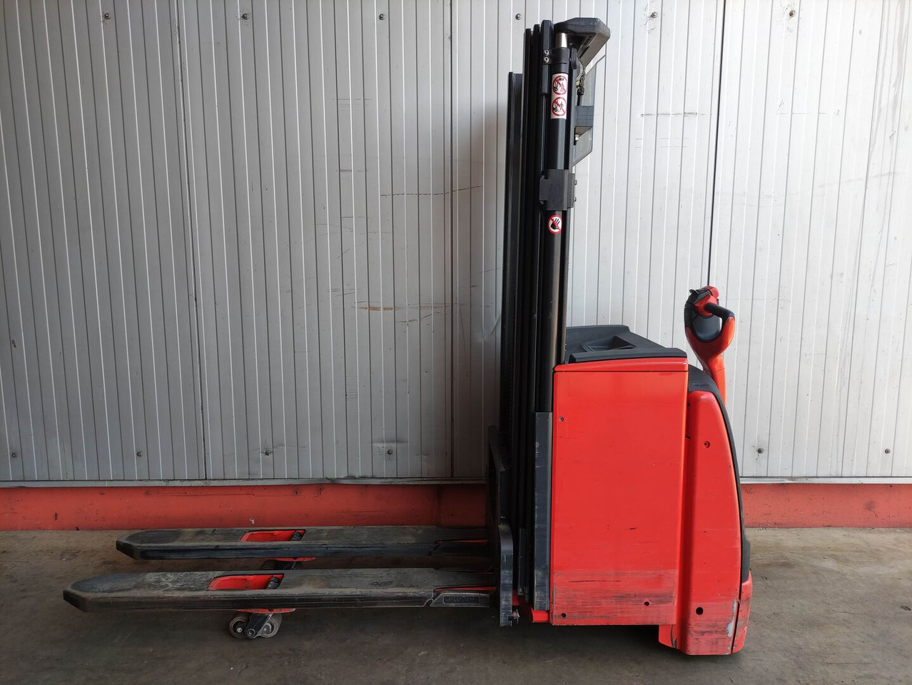 Linde L16i-1173 - Slagač: slika 1 Linde L16i-1173 - Slagač: slika 1