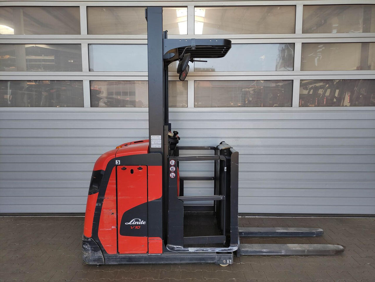 Linde V10-02 - Preuzimač porudžbine: slika 1 Linde V10-02 - Preuzimač porudžbine: slika 1