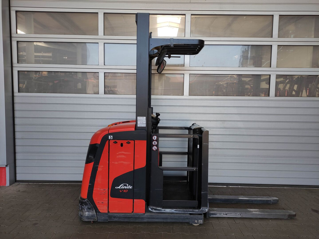 Linde V10-02 - Preuzimač porudžbine: slika 1 Linde V10-02 - Preuzimač porudžbine: slika 1