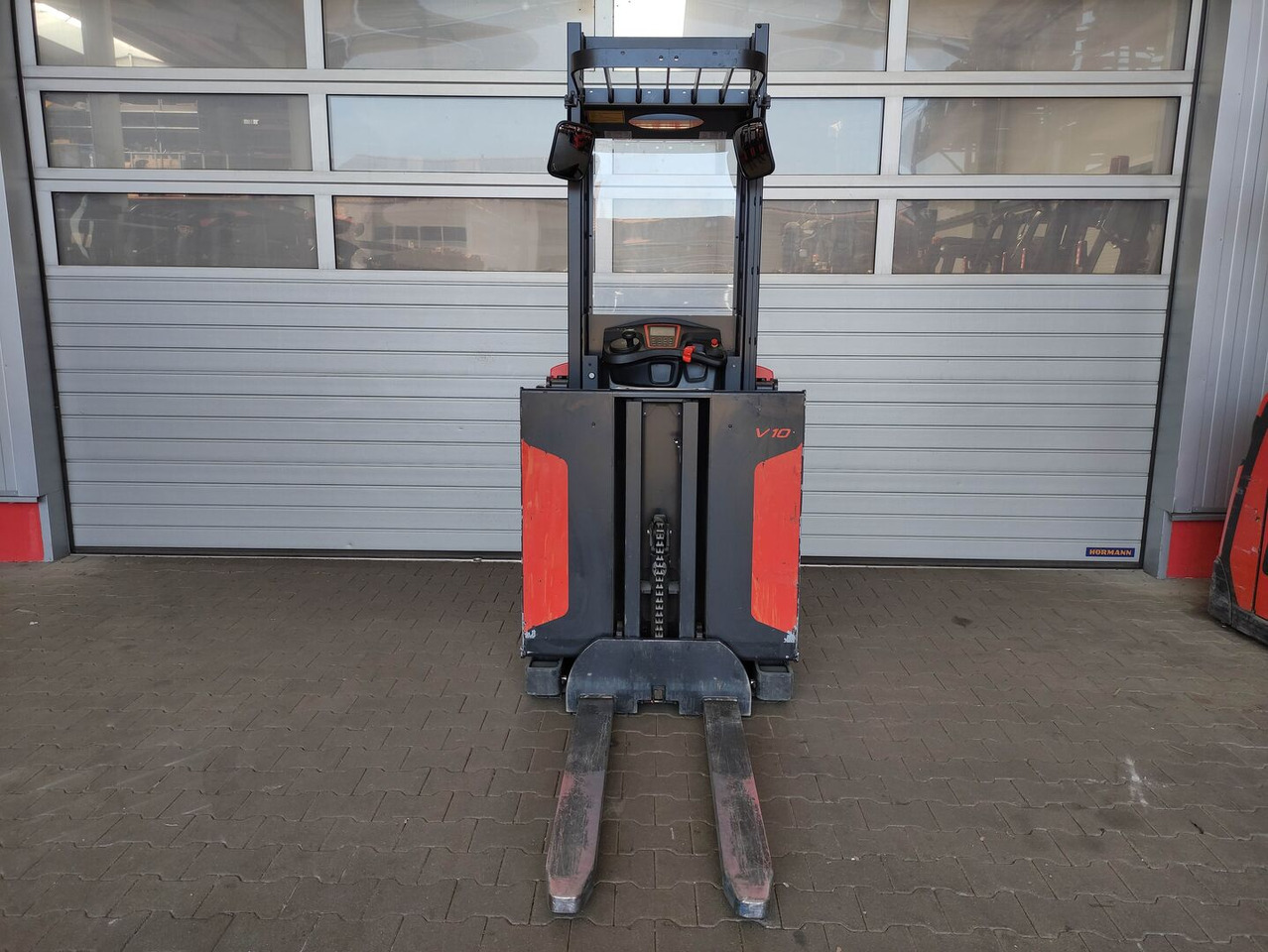 Linde V10-02 - Preuzimač porudžbine: slika 3 Linde V10-02 - Preuzimač porudžbine: slika 3